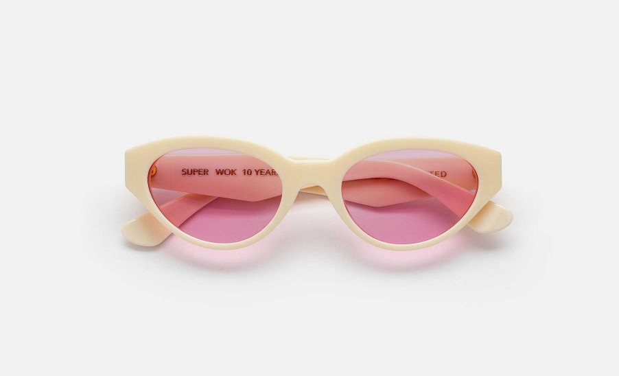 Partners Retrosuperfuture | Super / Wok Pink